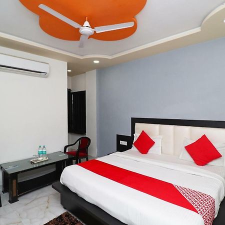 Aaradhya Residency Hotel Agra  Exterior foto