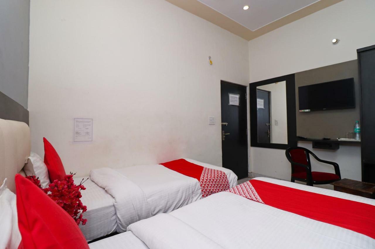 Aaradhya Residency Hotel Agra  Exterior foto